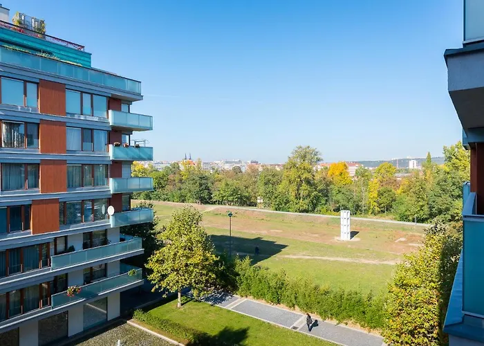 Luxury Apartment River Diamond Residence