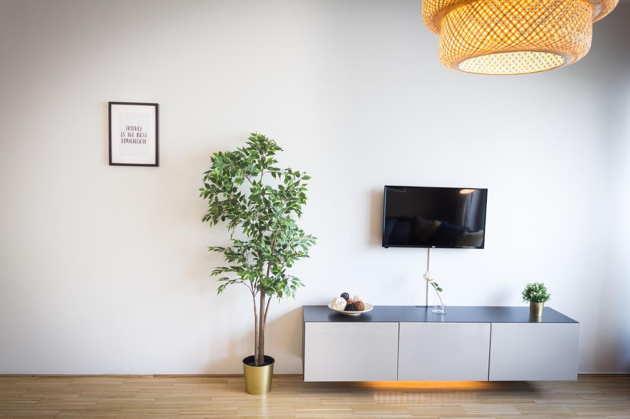 Apartment Luxury Apartment River Diamond Residence Prag