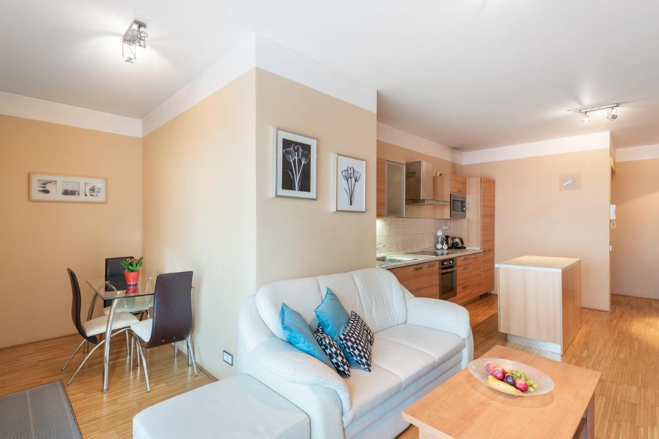 Apartment Luxury Apartment River Diamond Residence Prag